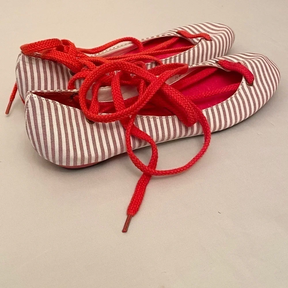 EXCHANGE Charles David Ankle Tie Shoes Ballet Flats Striped Nautical 6.5
